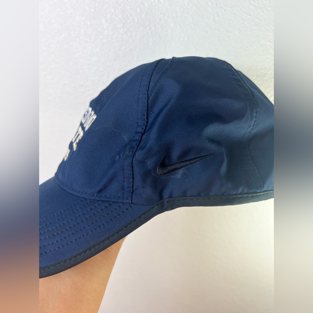 Nike Featherlight Dri-Fit Fresno State Tennis Cap - Picture 3 of 9